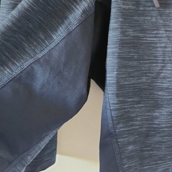 LULULEMON | T.H.E. Shorts 11" heathered Navy Sz XL - Picture 3 of 5